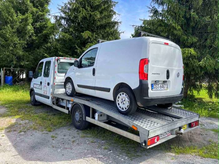 Fiat Fiorino na lawecie